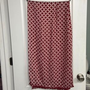 Mud Pie Red/White Scarf 67 in x 20 in Red Pom Poms at the hem 100% polyester EUC